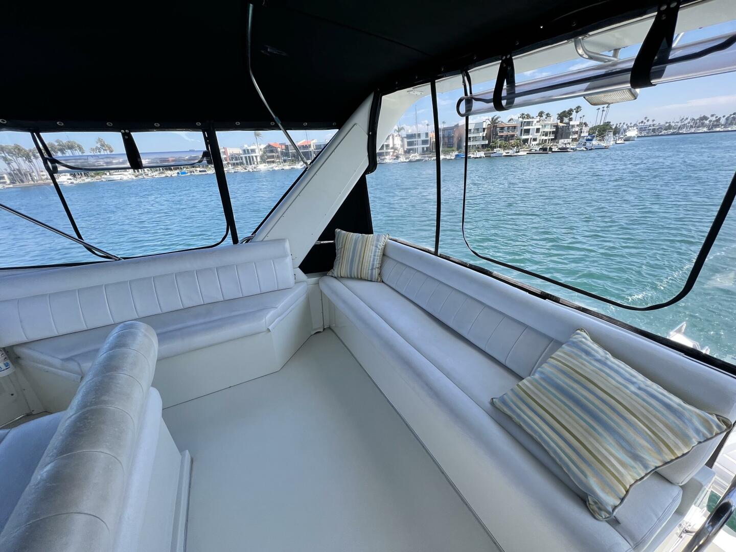 Slide: The Image of 1994 Navigator 43 Flybridge - FANTASEA - 3870582