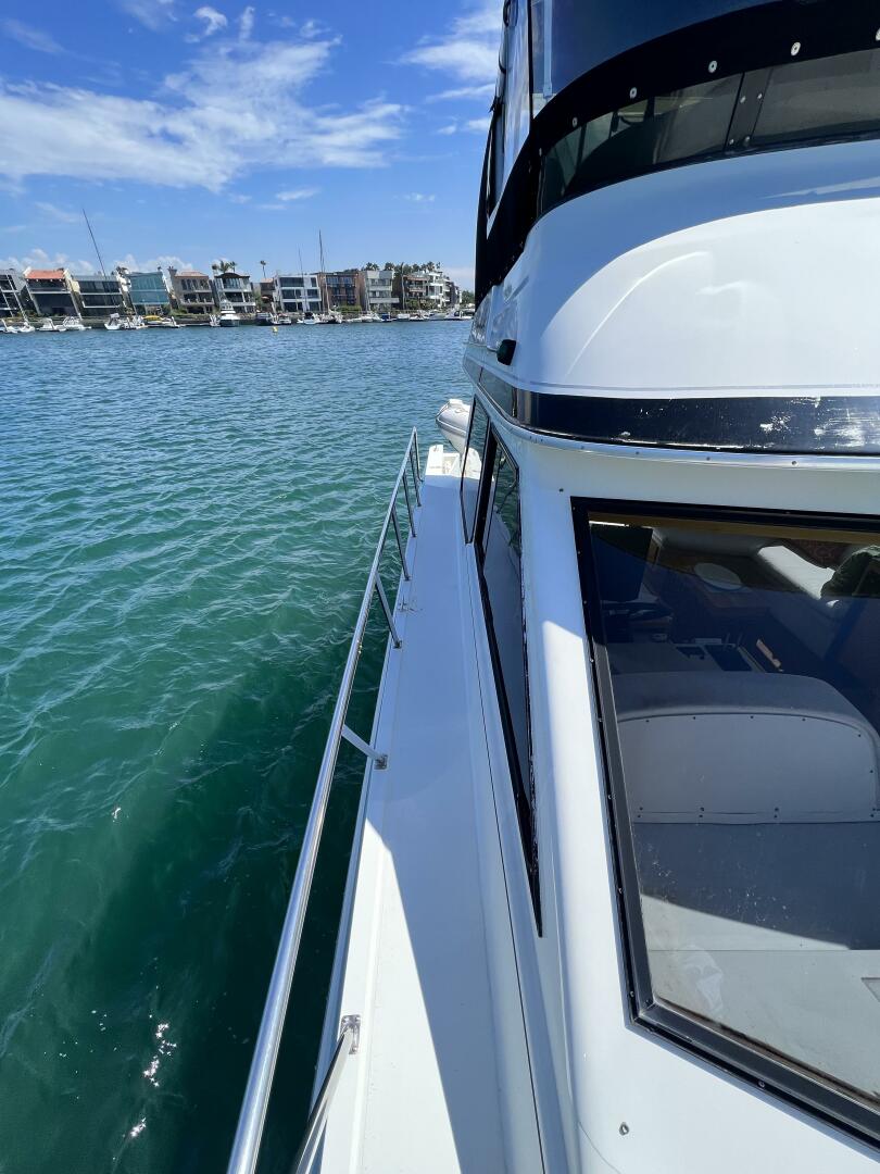 Slide: The Image of 1994 Navigator 43 Flybridge - FANTASEA - 3870594