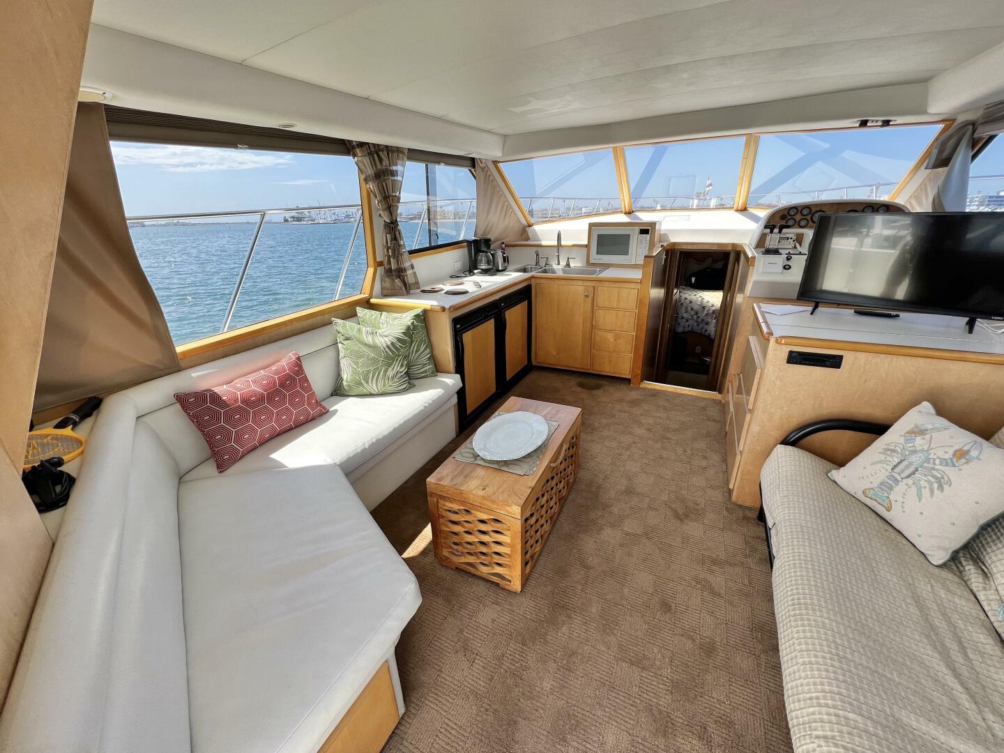 Slide: The Image of 1994 Navigator 43 Flybridge - FANTASEA - 3870517