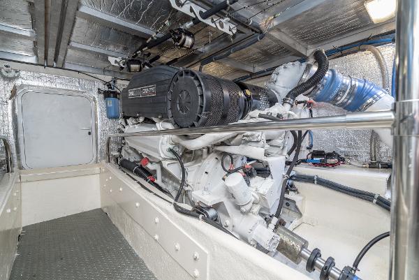 Slide: The Image of Navigator 62 Pilothouse 2008 - 55