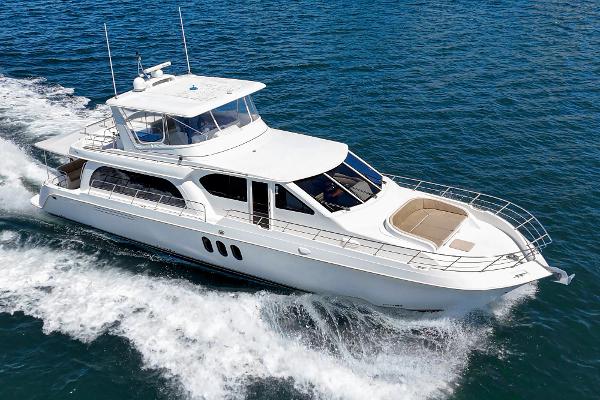 Slide: The Image of Navigator 62 Pilothouse 2008 - 65
