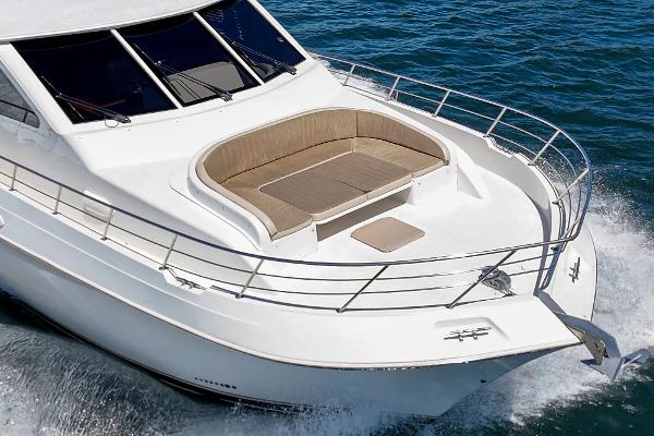 Slide: The Image of Navigator 62 Pilothouse 2008 - 66