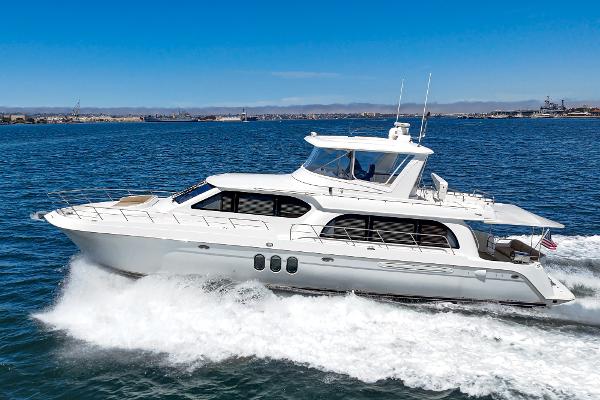Slide: The Image of Navigator 62 Pilothouse 2008 - 70