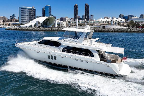 Slide: The Image of Navigator 62 Pilothouse 2008 - 75