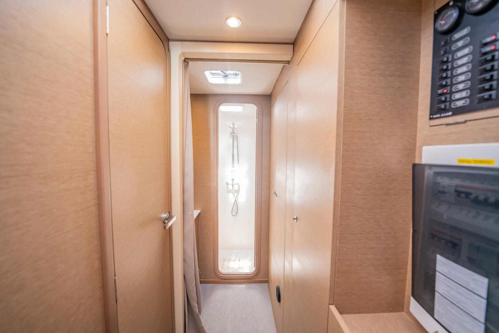 Slide: The Image of Neel 47 2021 - 4344838