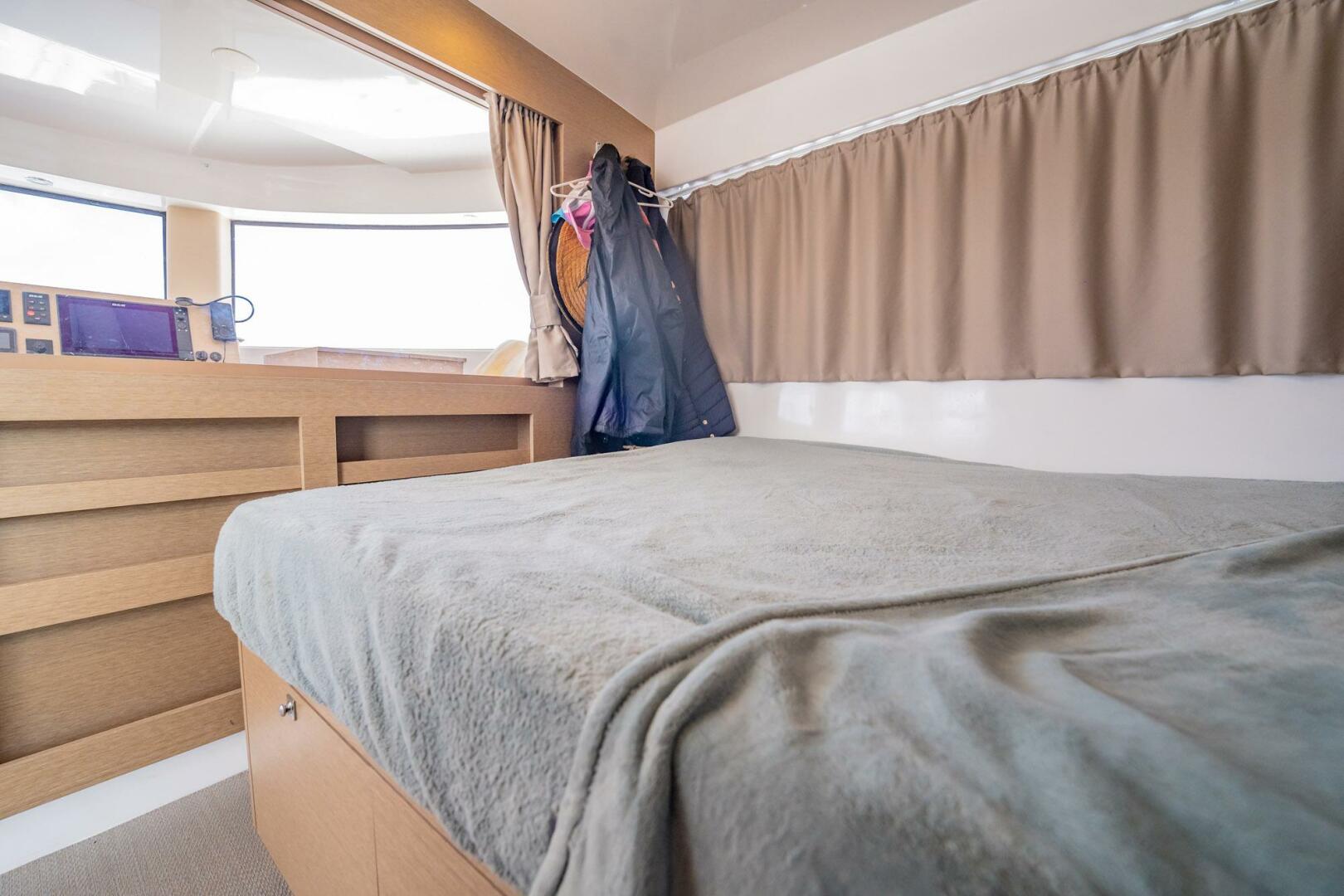 Slide: The Image of Neel 47 2021 - 4344843