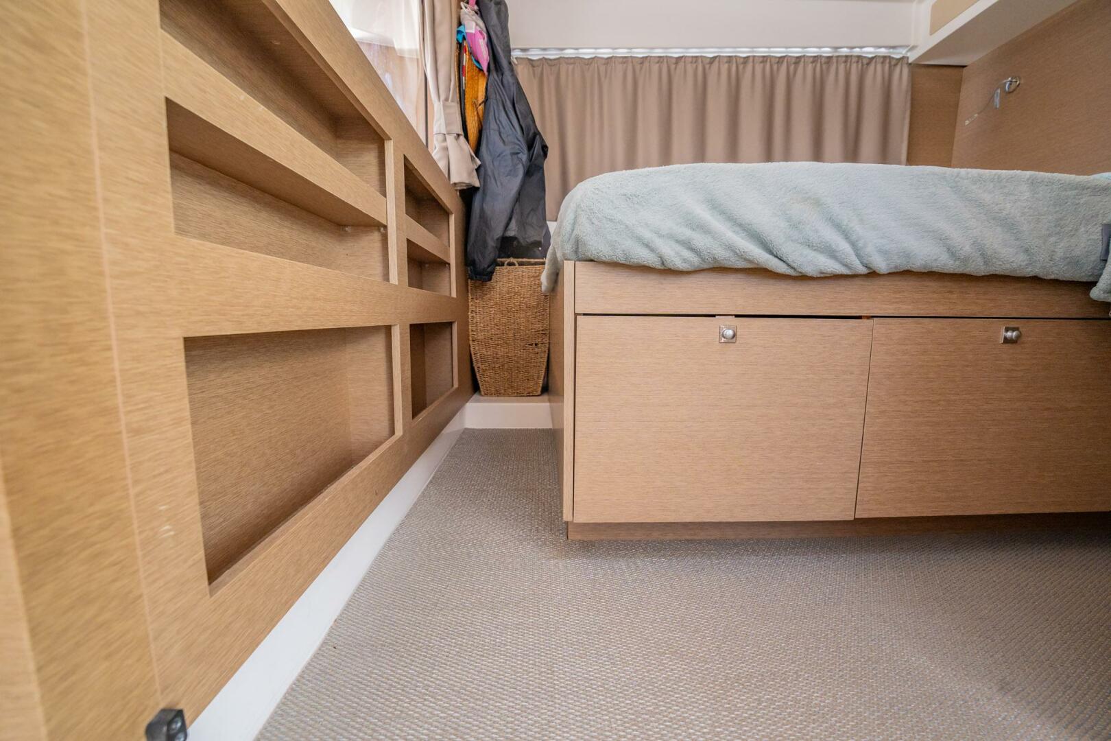 Slide: The Image of Neel 47 2021 - 4344845