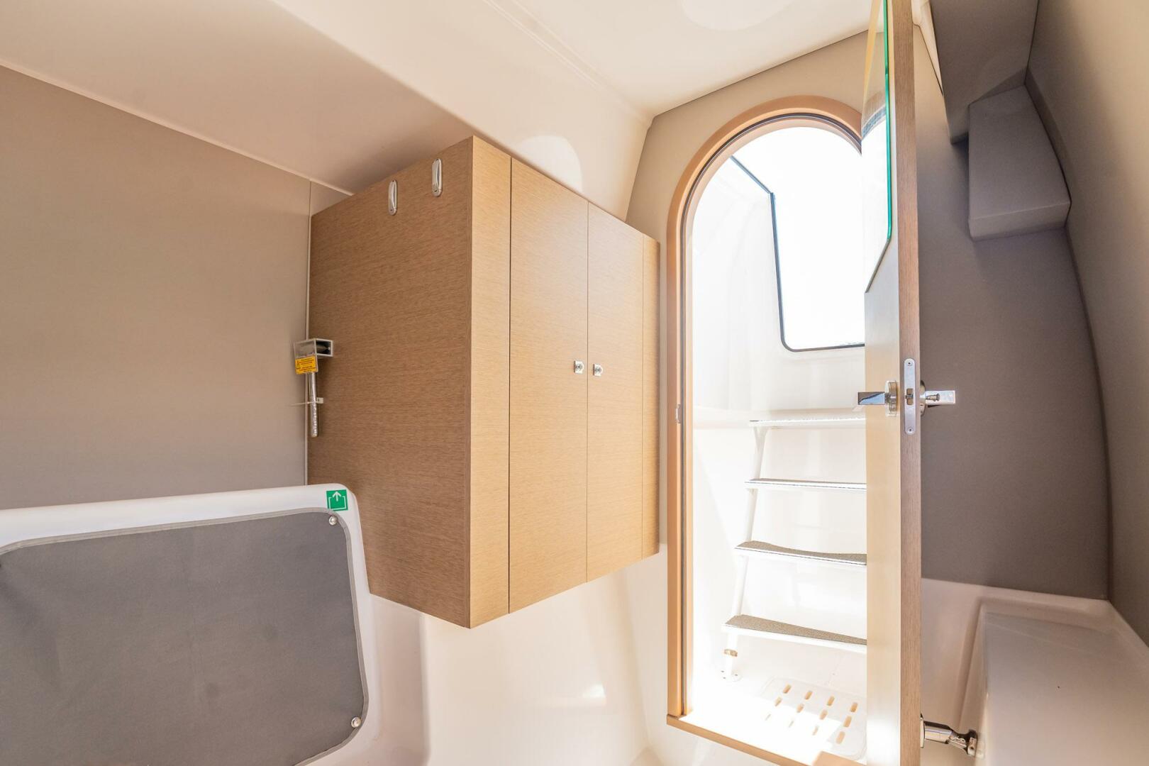 Slide: The Image of Neel 47 2021 - 4344846