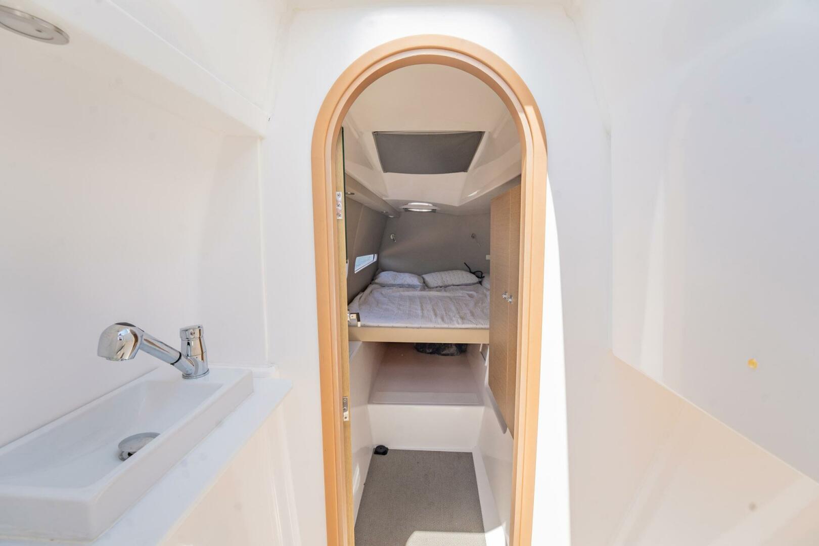 Slide: The Image of Neel 47 2021 - 4344849