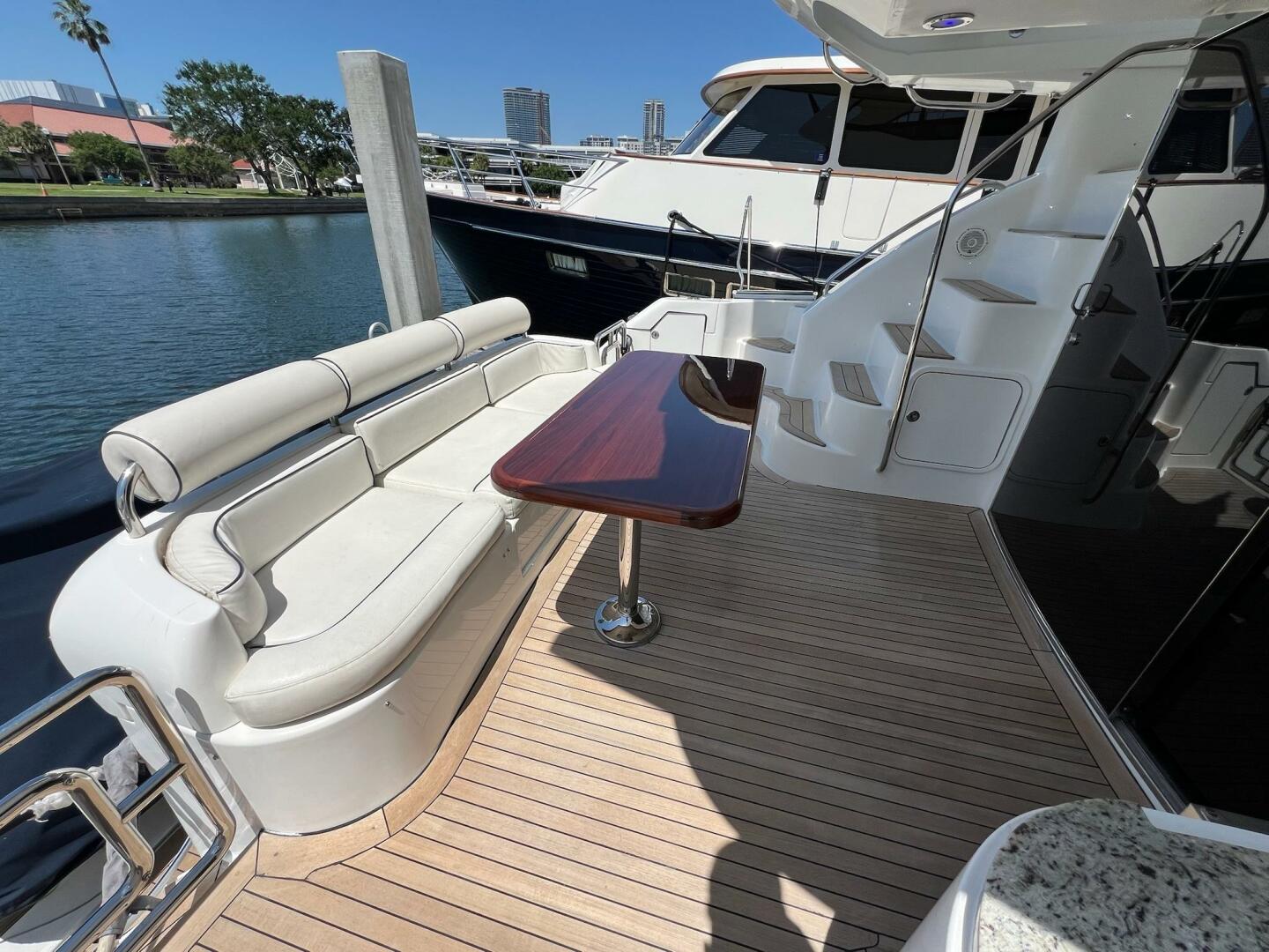 Slide: The Image of 2001 Neptunus 56 Flybridge- Cockpit - 5226599