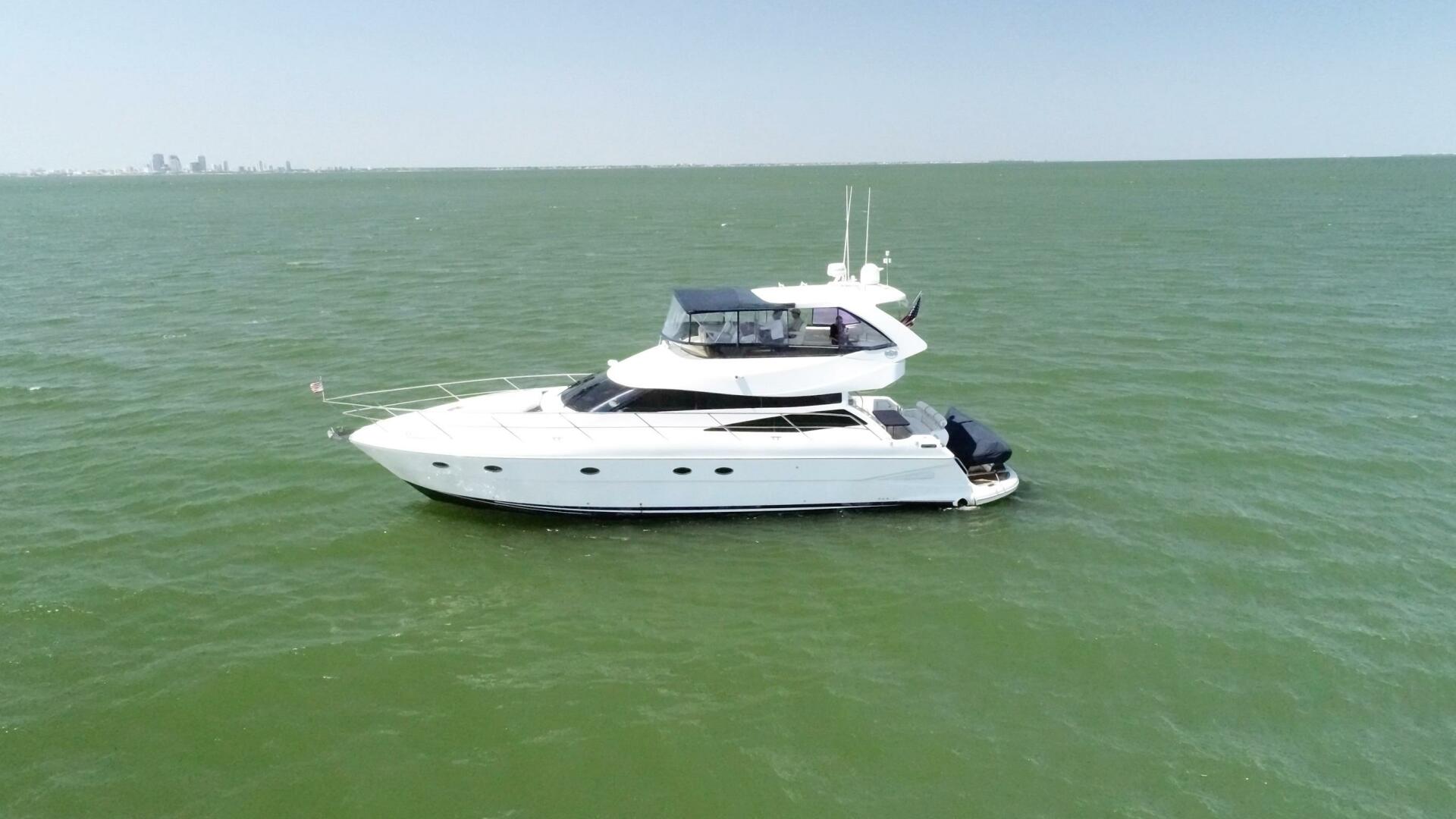 Slide: The Image of 2001 Neptunus 56 Flybridge - 5226550