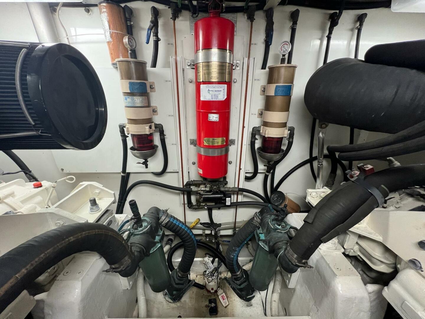 Slide: The Image of 2001 Neptunus 56 Flybridge- Engine Room - 5226558