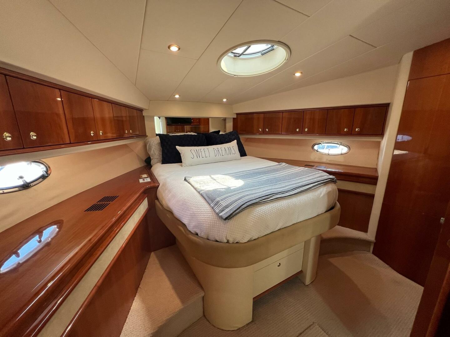 Slide: The Image of 2001 Neptunus 56 Flybridge- VIP Stateroom - 5226559