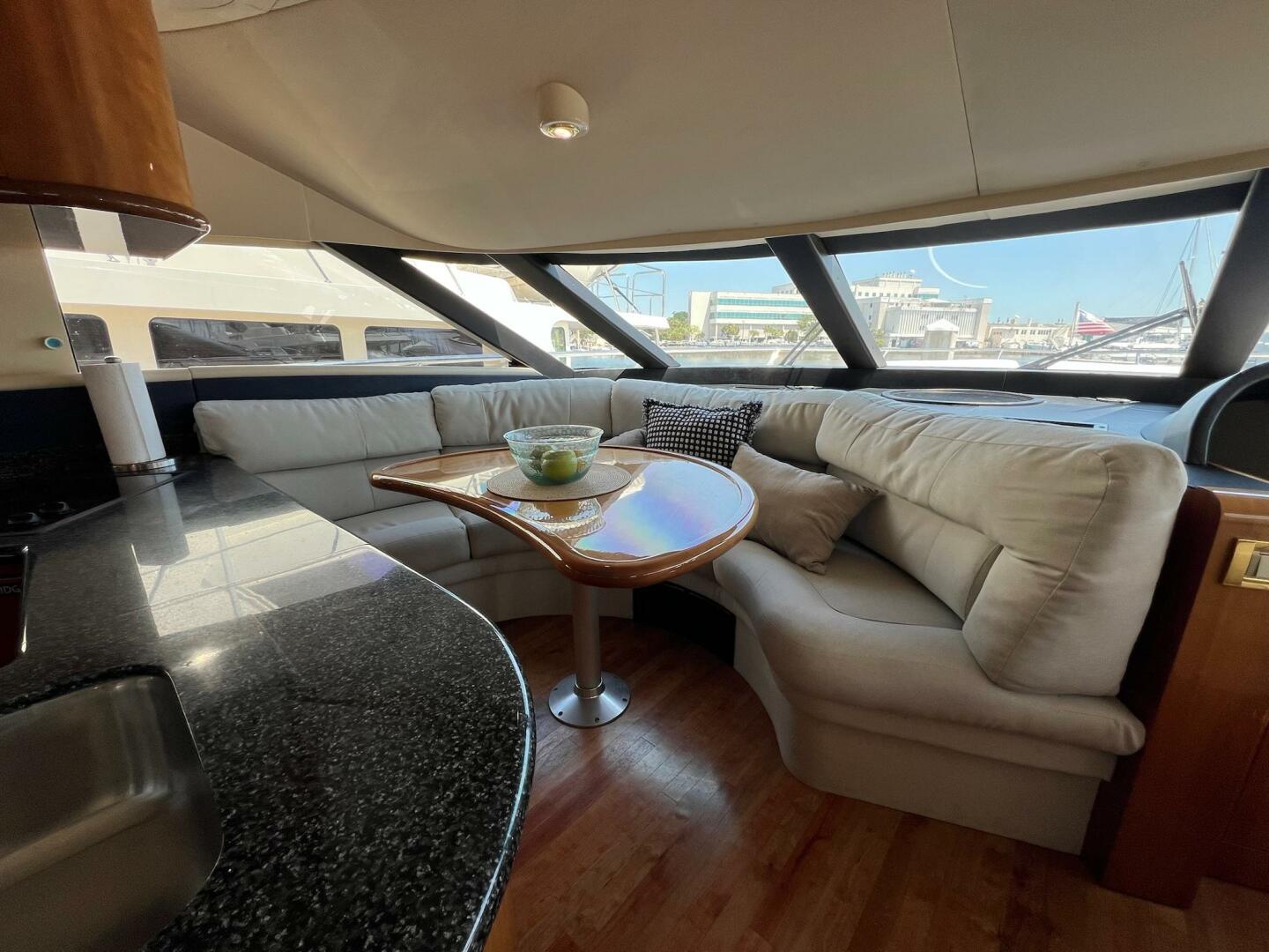 Slide: The Image of 2001 Neptunus 56 Flybridge-Helm - 5226577