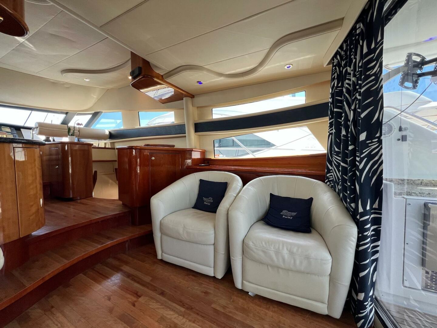 Slide: The Image of 2001 Neptunus 56 Flybridge- Salon - 5226581