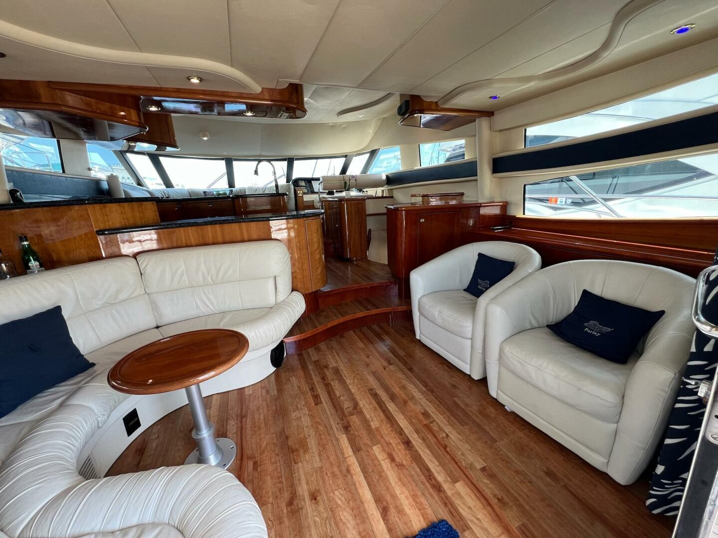 Slide: The Image of 2001 Neptunus 56 Flybridge- Salon - 5226582