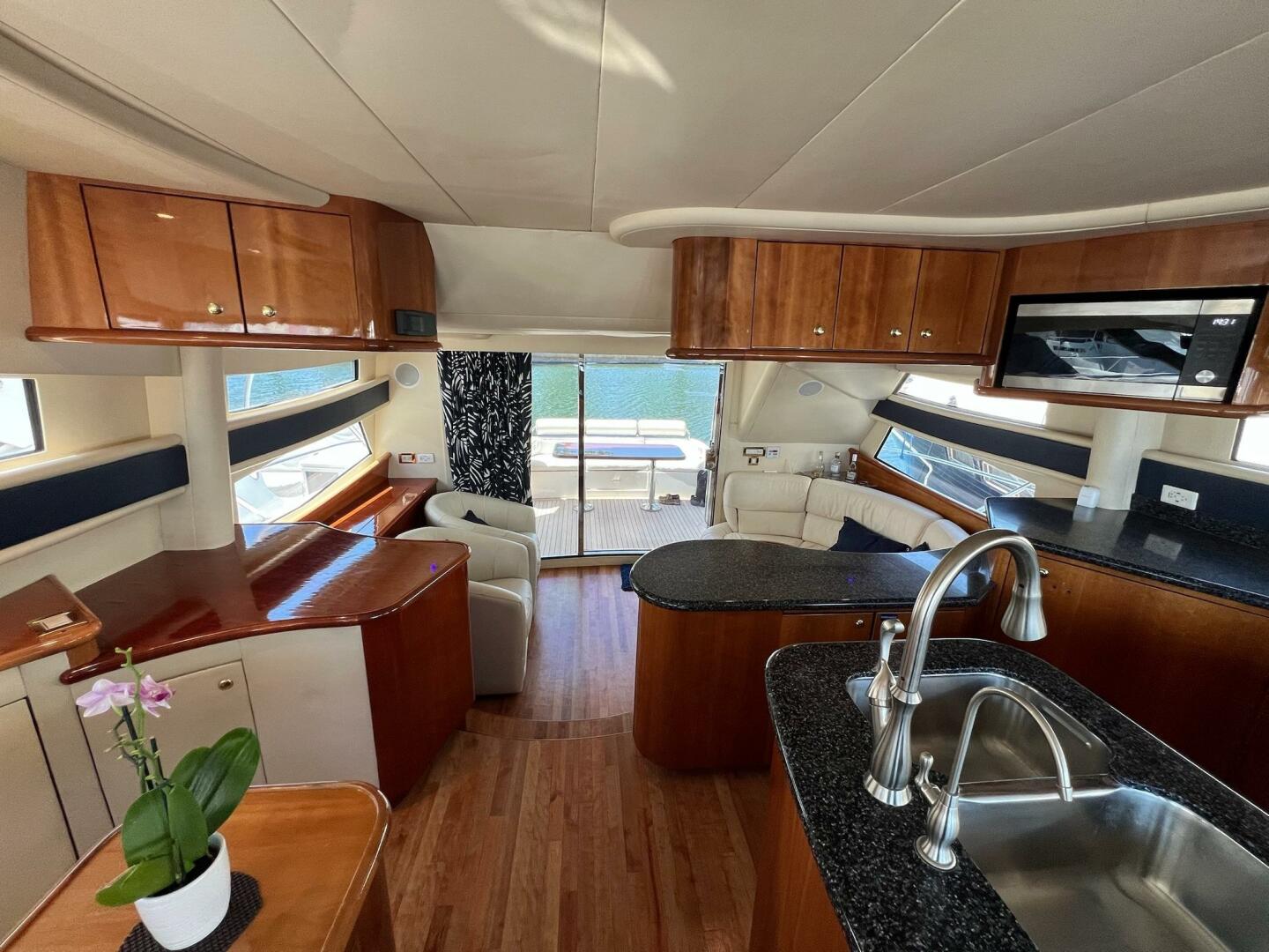 Slide: The Image of 2001 Neptunus 56 Flybridge- Salon - 5226583