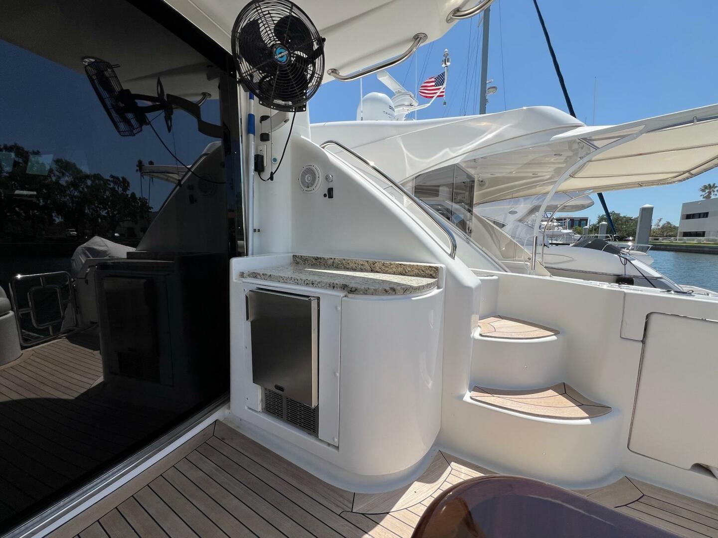 Slide: The Image of 2001 Neptunus 56 Flybridge- Cockpit - 5226588
