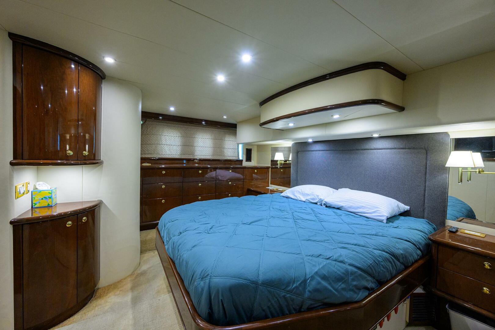 Slide: The Image of Master Stateroom - 5125087