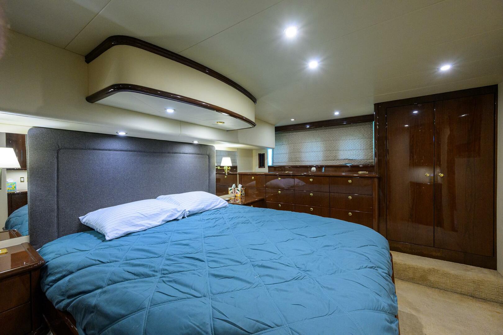 Slide: The Image of Master Stateroom - 5125088
