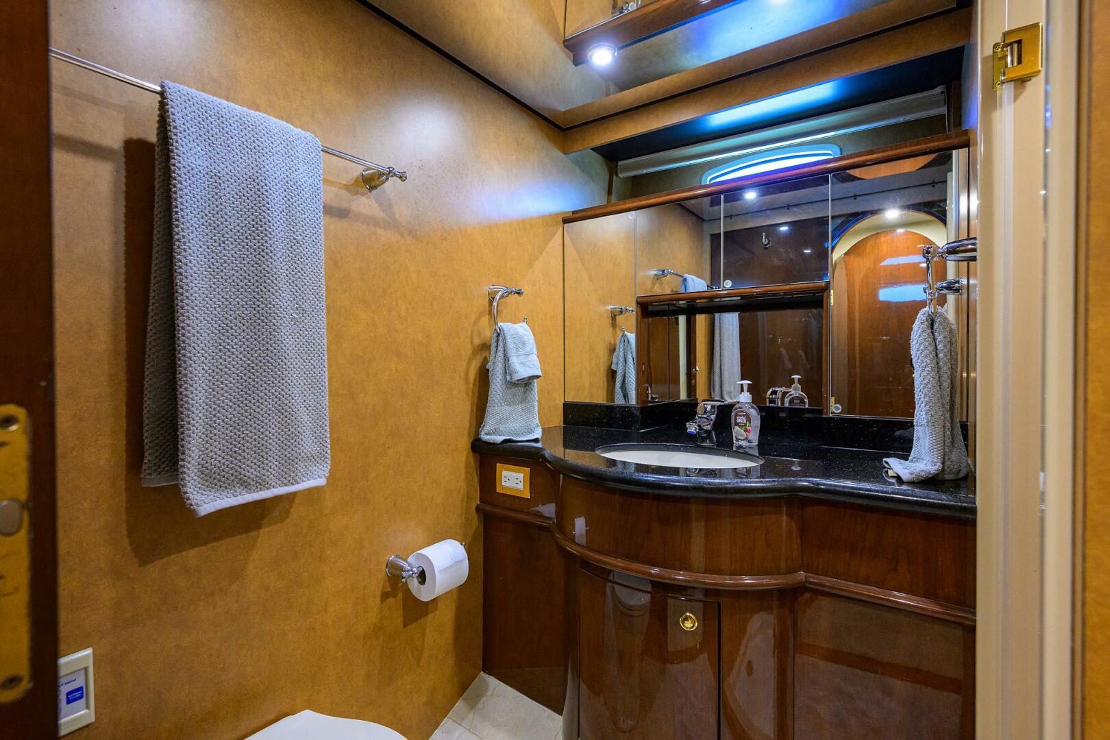 Slide: The Image of Master Head - 5125090