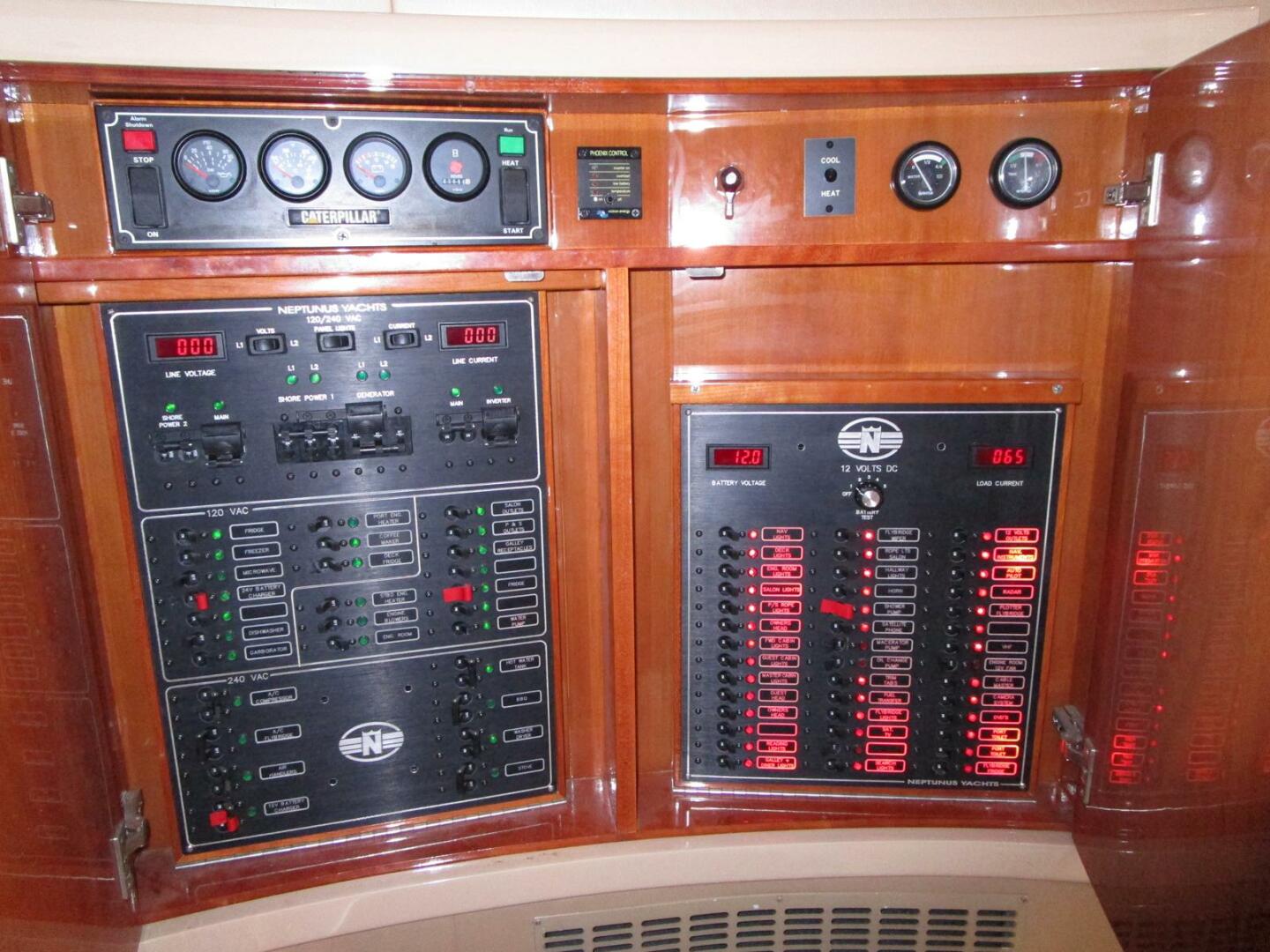 Slide: The Image of Companionway Electric Locker   - 5391459