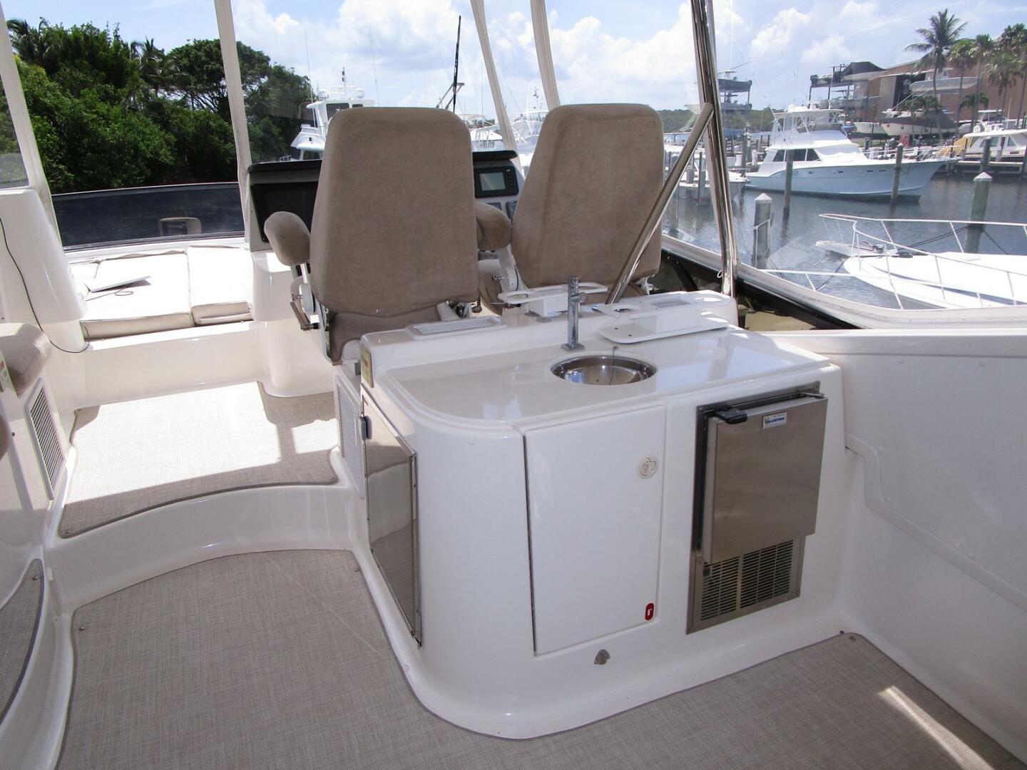 Slide: The Image of Flybridge Bar   - 5391486