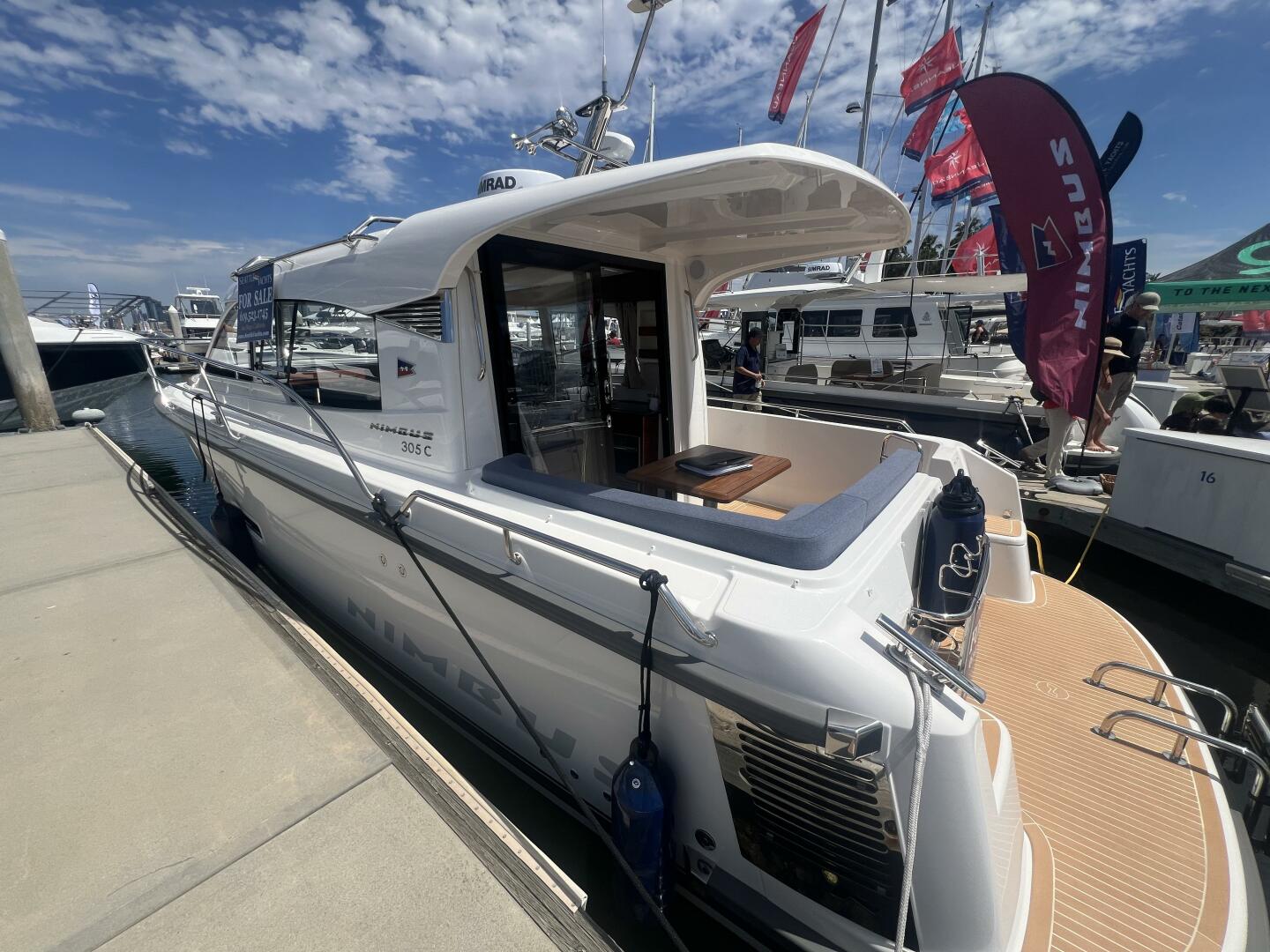 Slide: The Image of Nimbus 305 Coupe 2024 - 4465123