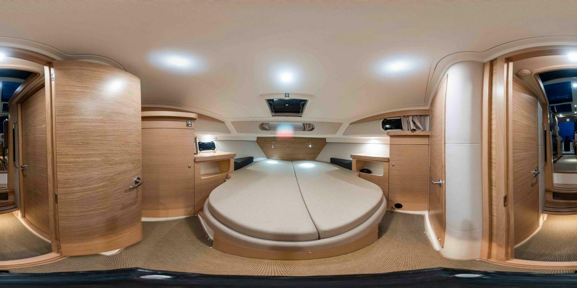 Slide: The Image of Nimbus 365 Coupe 2025 - 4920681