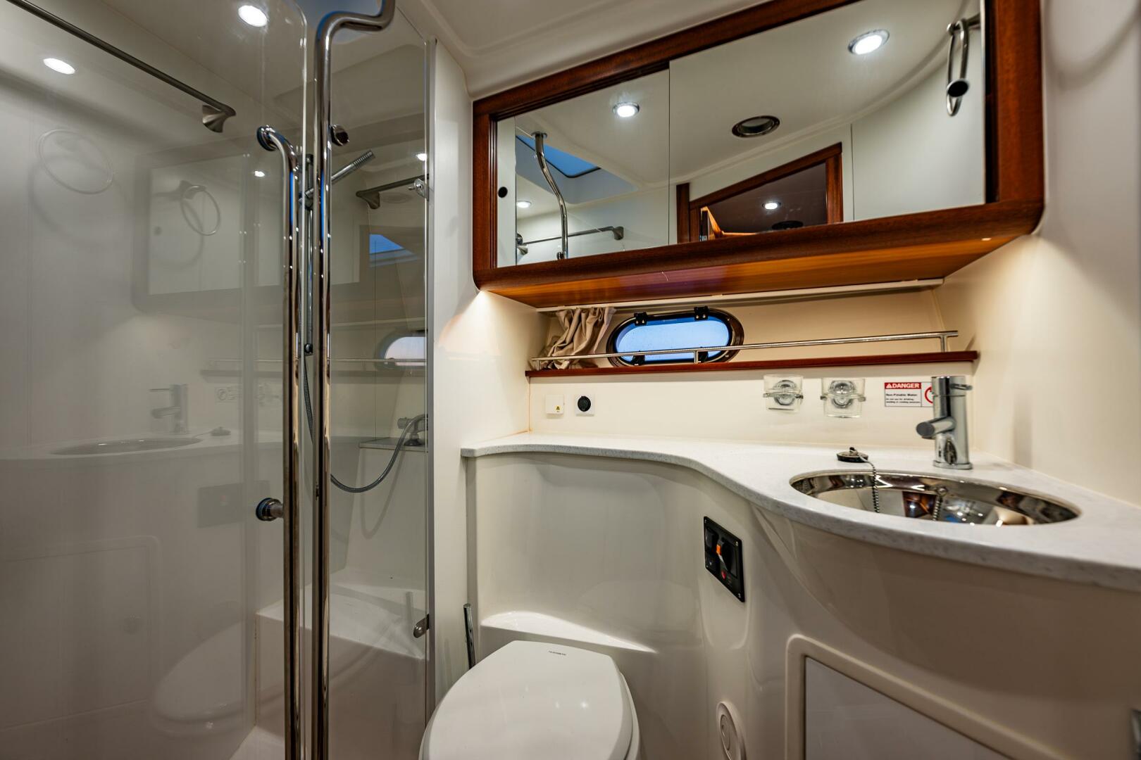 Slide: The Image of Nimbus 405 Coupe 2022 - 5395085