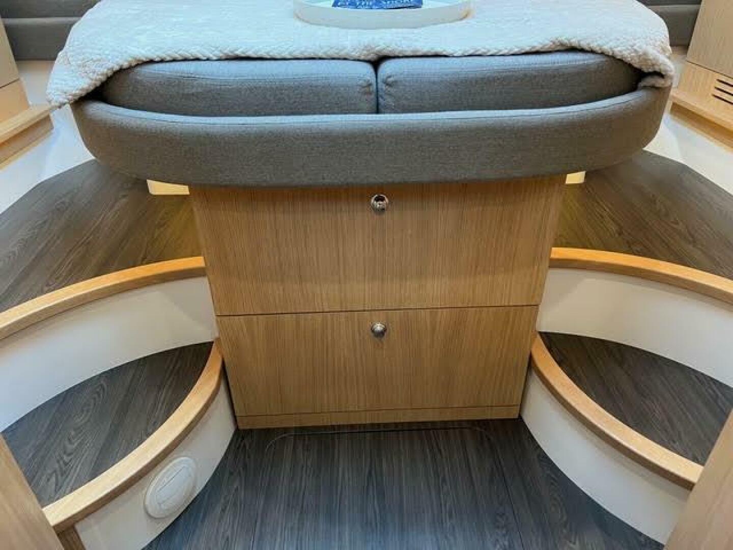 Slide: The Image of Nimbus 405 Coupe #124 2023 - 4192165