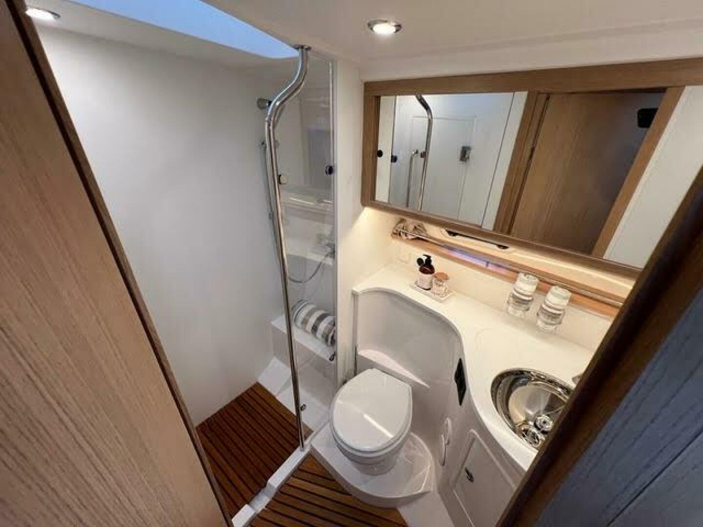 Slide: The Image of Nimbus 405 Coupe #124 2023 - 4192167