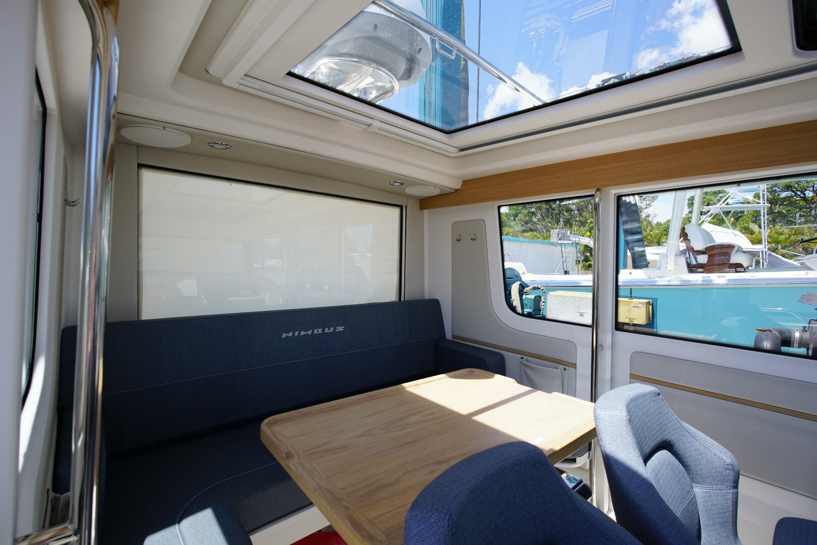 Slide: The Image of Nimbus Commuter 9 2024 - 5443783