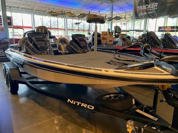 Slide: The Image of 2024 Nitro Z18 fishing boat on display in showroom. - 2