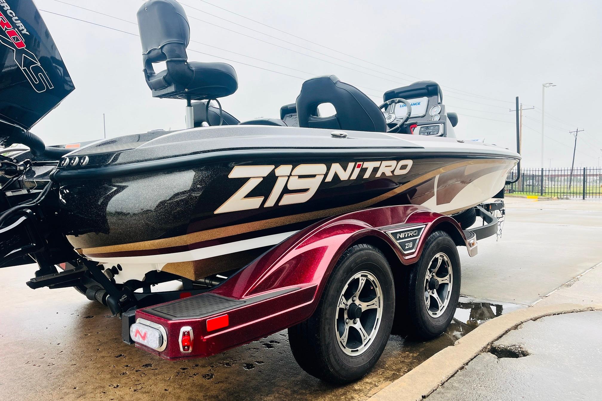 Slide: The Image of 2021 Nitro Z19 Pro boat on a trailer, showcasing sleek design and branding. - 10