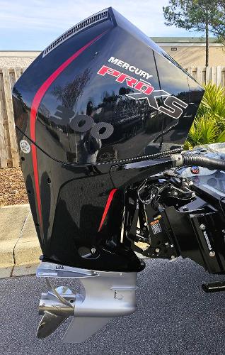 Slide: The Image of 2024 Nitro Z21 XL with Mercury Pro XS outboard motor. - 6