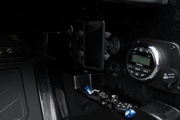 Slide: The Image of Nitro ZV20 Pro 2024 - 44