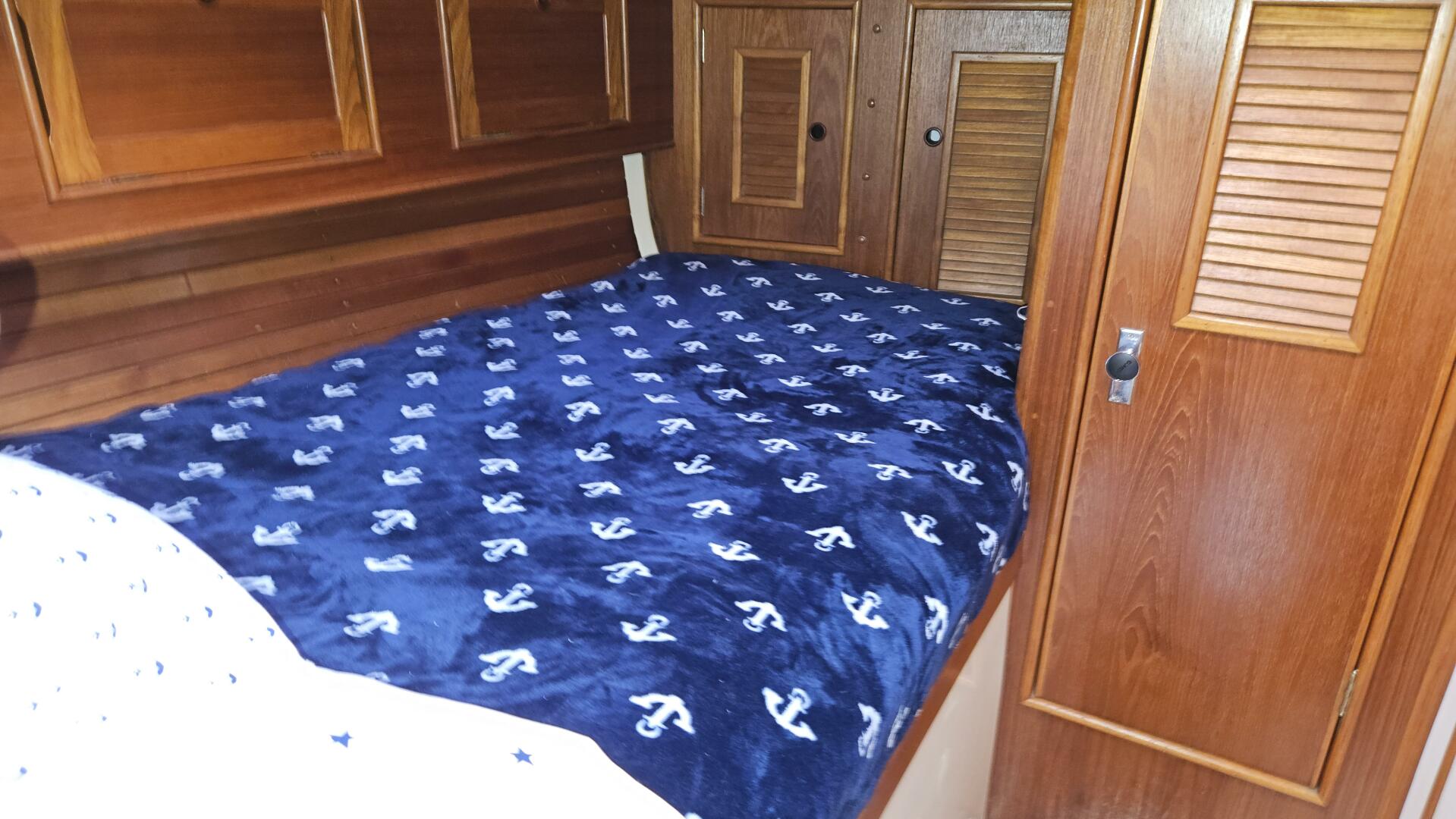 Slide: The Image of Nonsuch Auxiliary Sail 1988 - 4596604