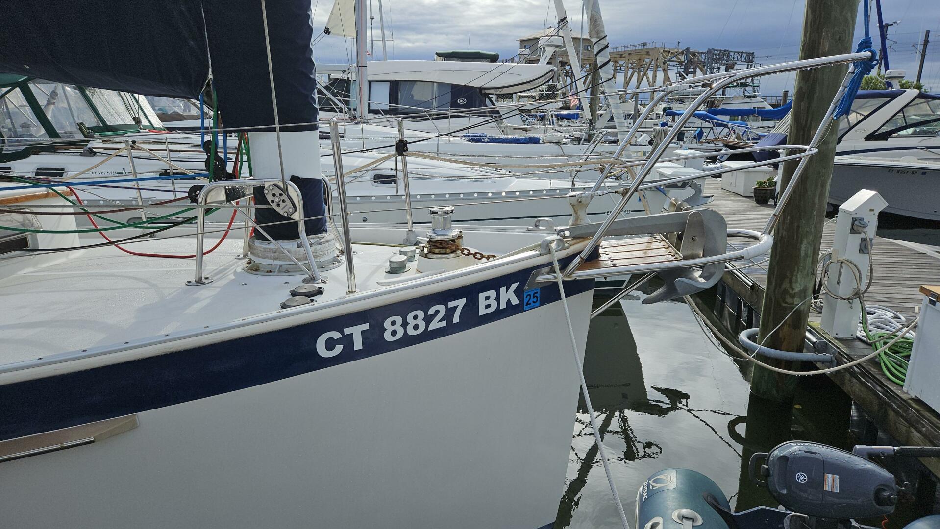 Slide: The Image of Nonsuch Auxiliary Sail 1988 - 4596575