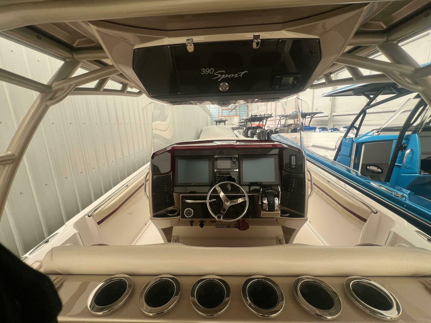 Slide: The Image of Nor-Tech 390 Sport 2015 - 5090212