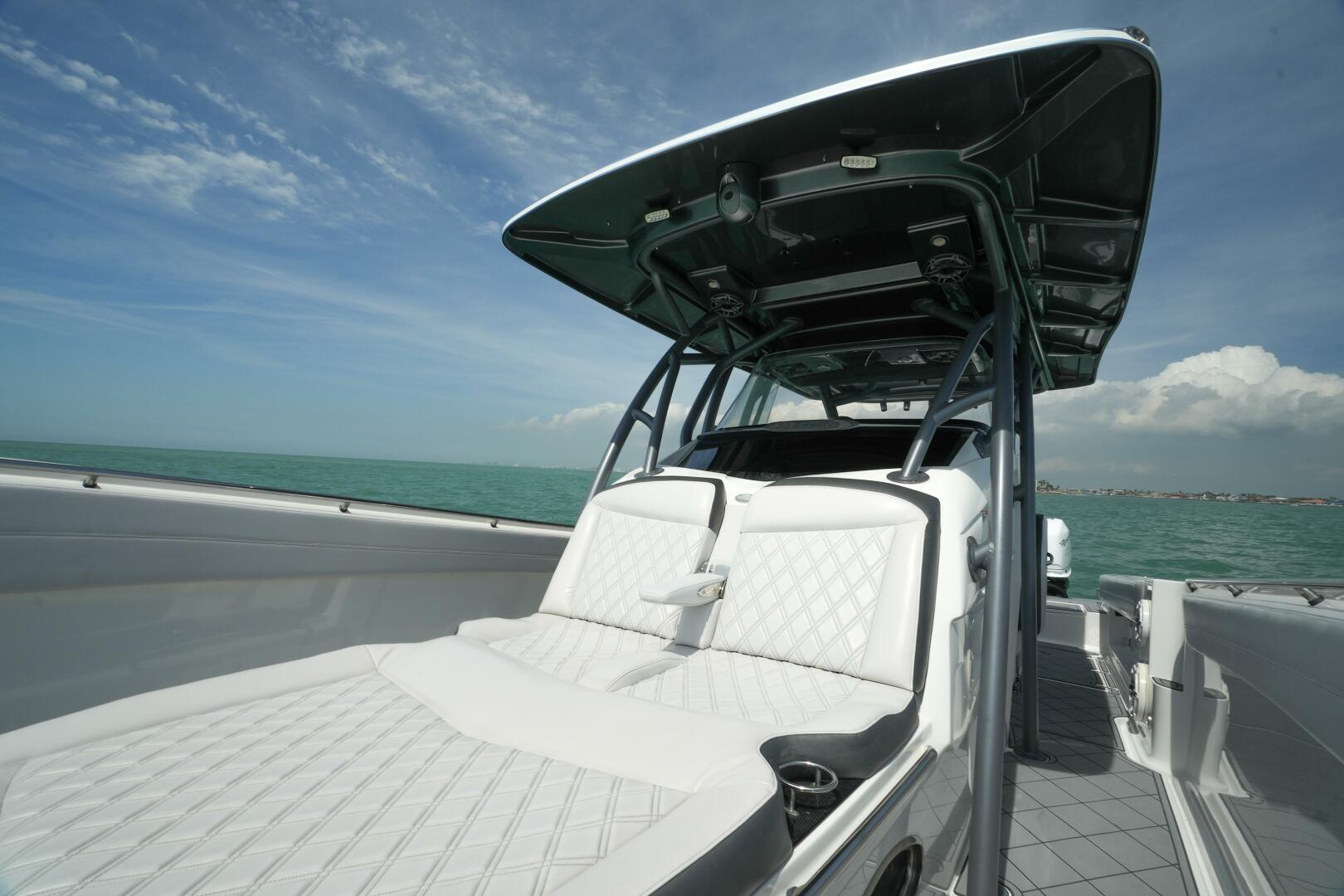 Slide: The Image of Nor-Tech 390 Sport 2020 - 5178200