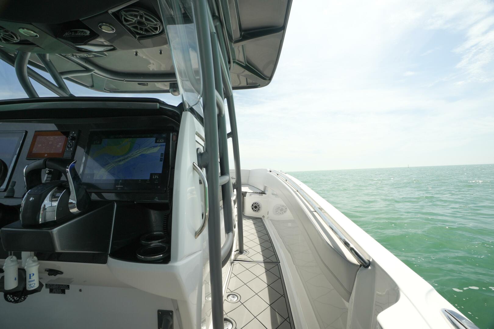 Slide: The Image of Nor-Tech 390 Sport 2020 - 5178202