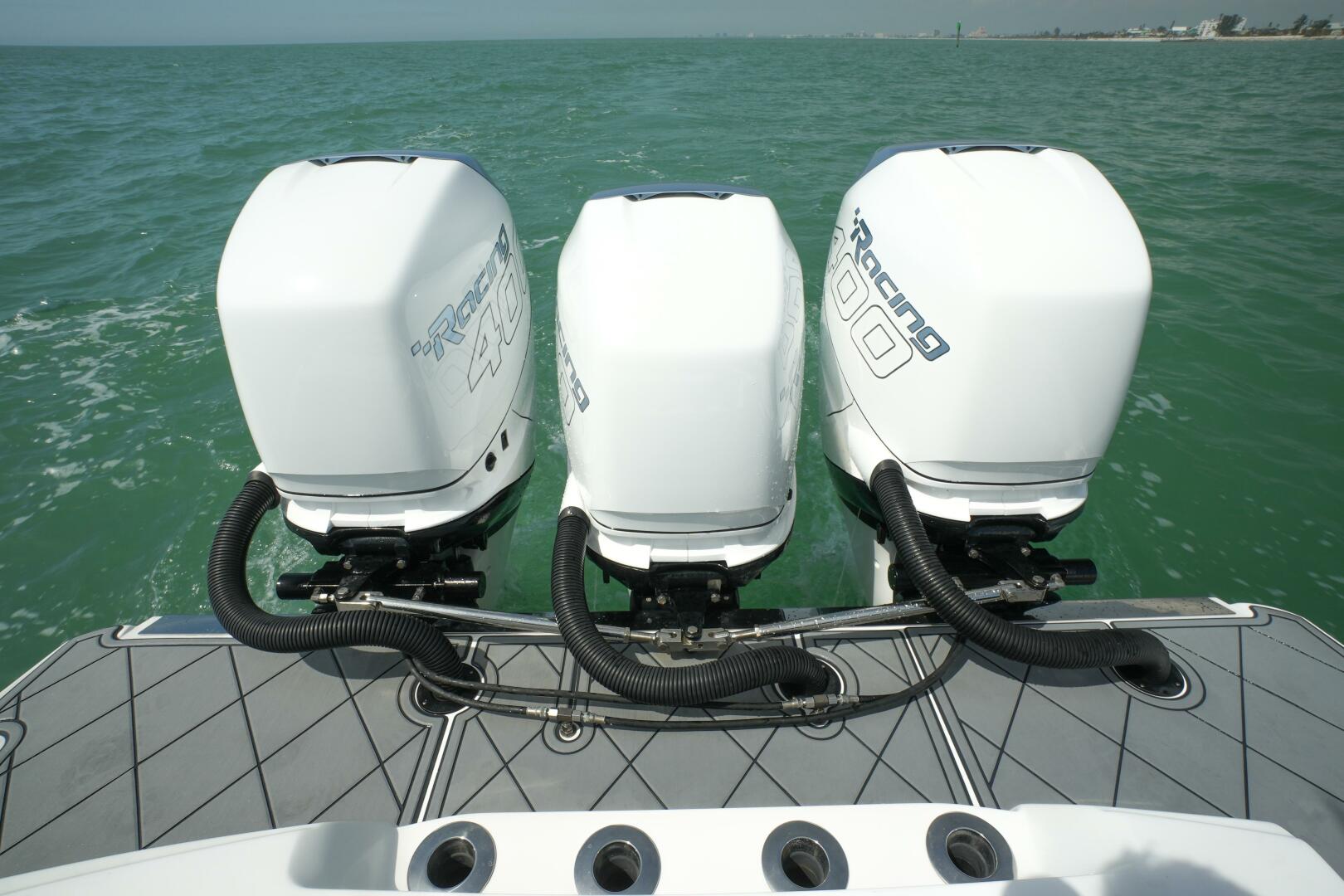 Slide: The Image of Nor-Tech 390 Sport 2020 - 5178204