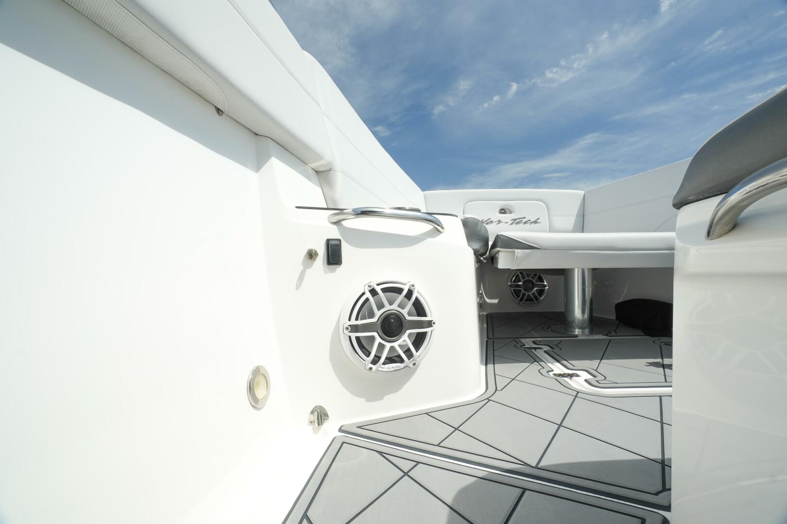 Slide: The Image of Nor-Tech 390 Sport 2020 - 5178227