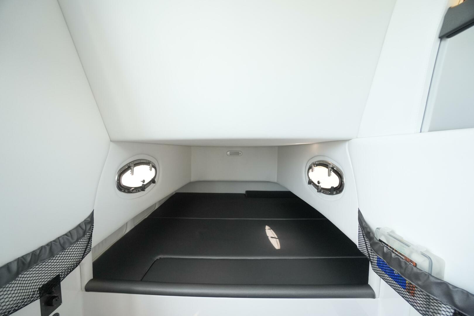 Slide: The Image of Nor-Tech 390 Sport 2020 - 5178252