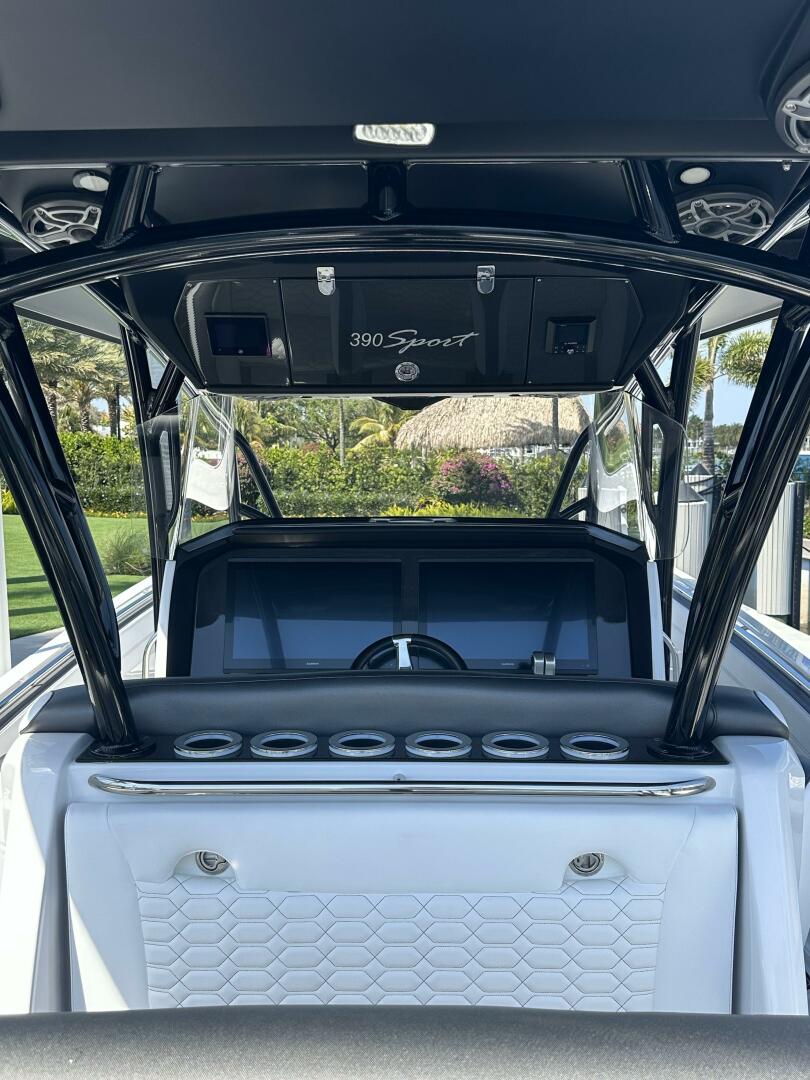 Slide: The Image of Nor-Tech 390 Sport 2024 - 5288988