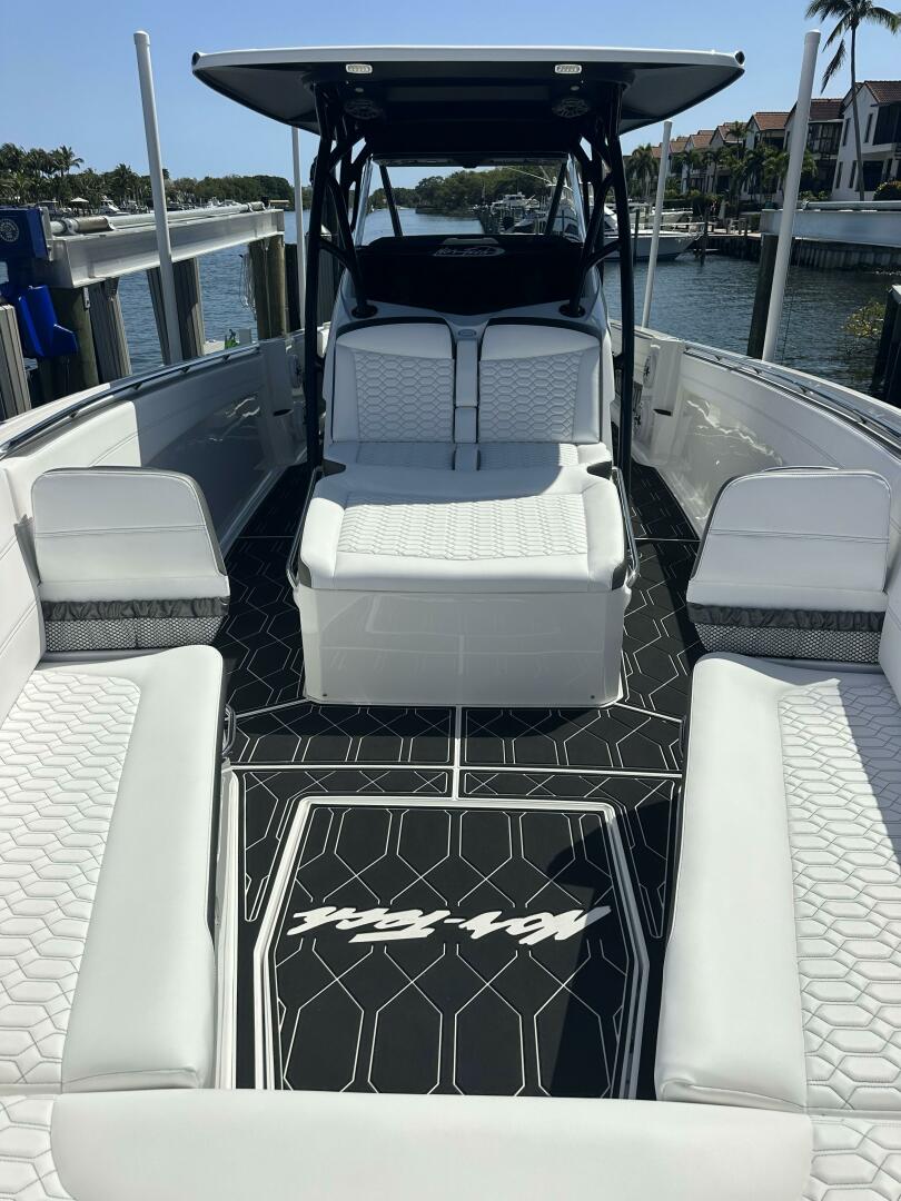 Slide: The Image of Nor-Tech 390 Sport 2024 - 5288992