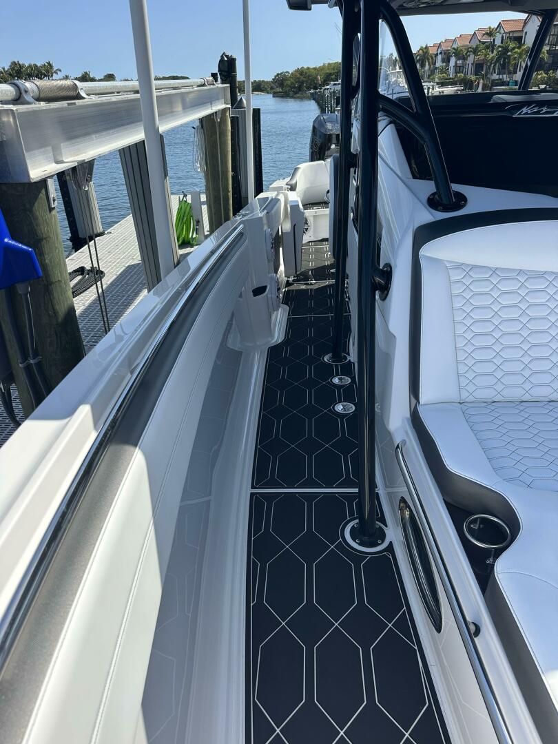 Slide: The Image of Nor-Tech 390 Sport 2024 - 5288993