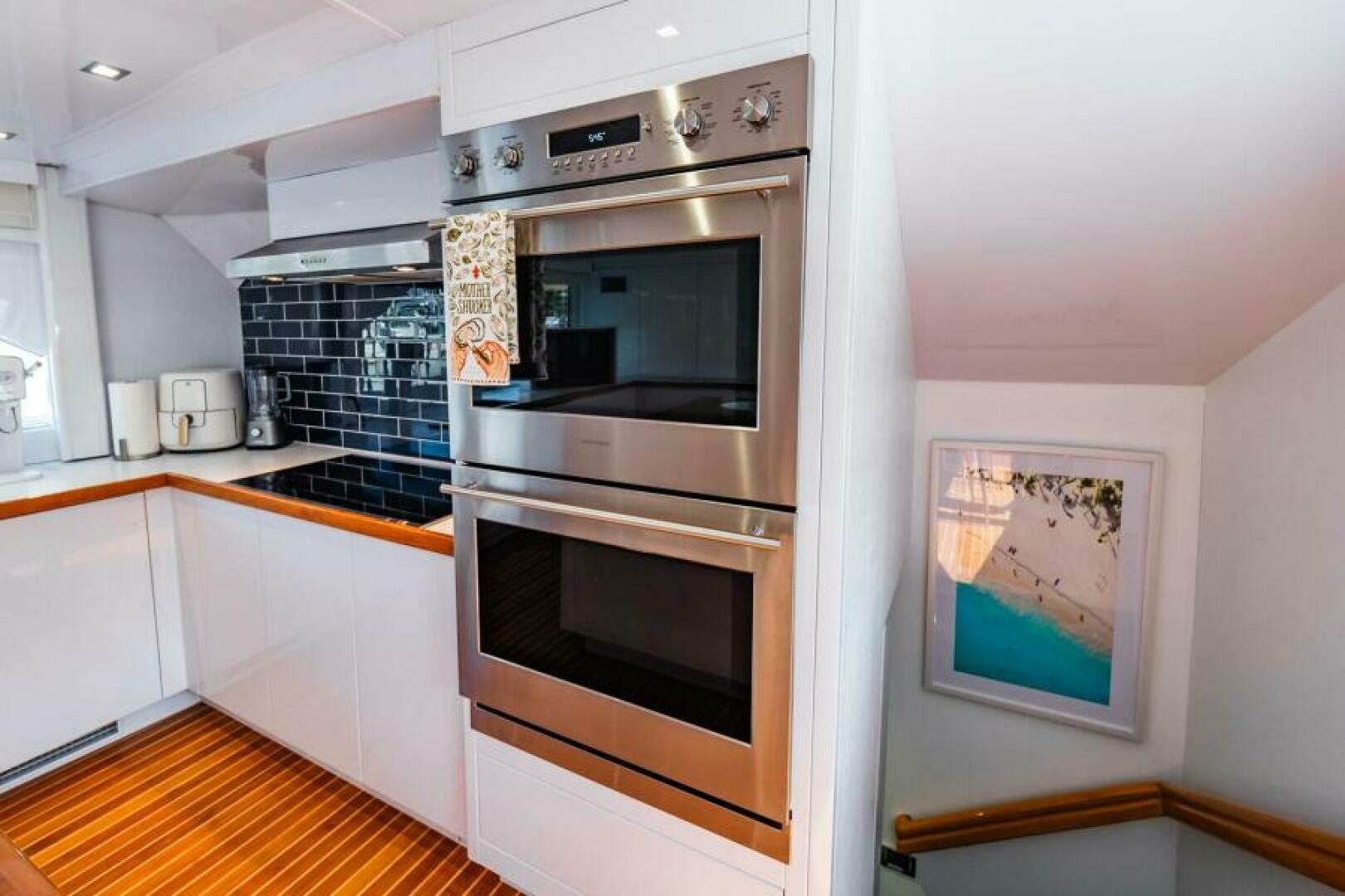 Slide: The Image of Double Ovens   - 4935361
