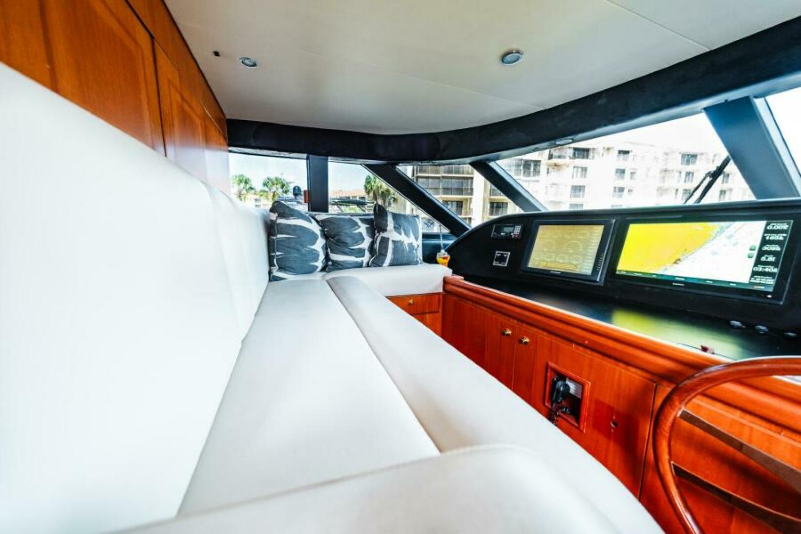 Slide: The Image of Pilothouse Seating    - 4935375